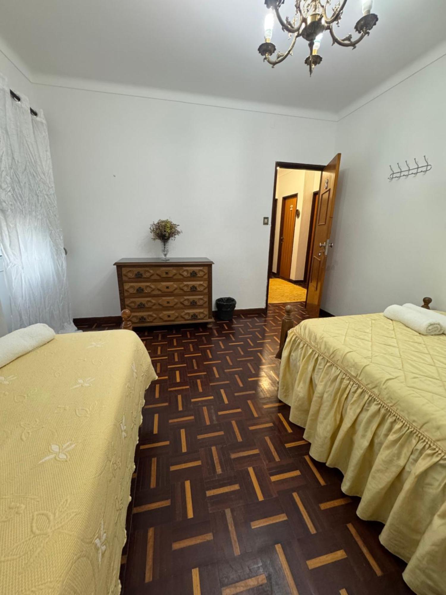 Albergue House Mariona Caminha Exterior foto