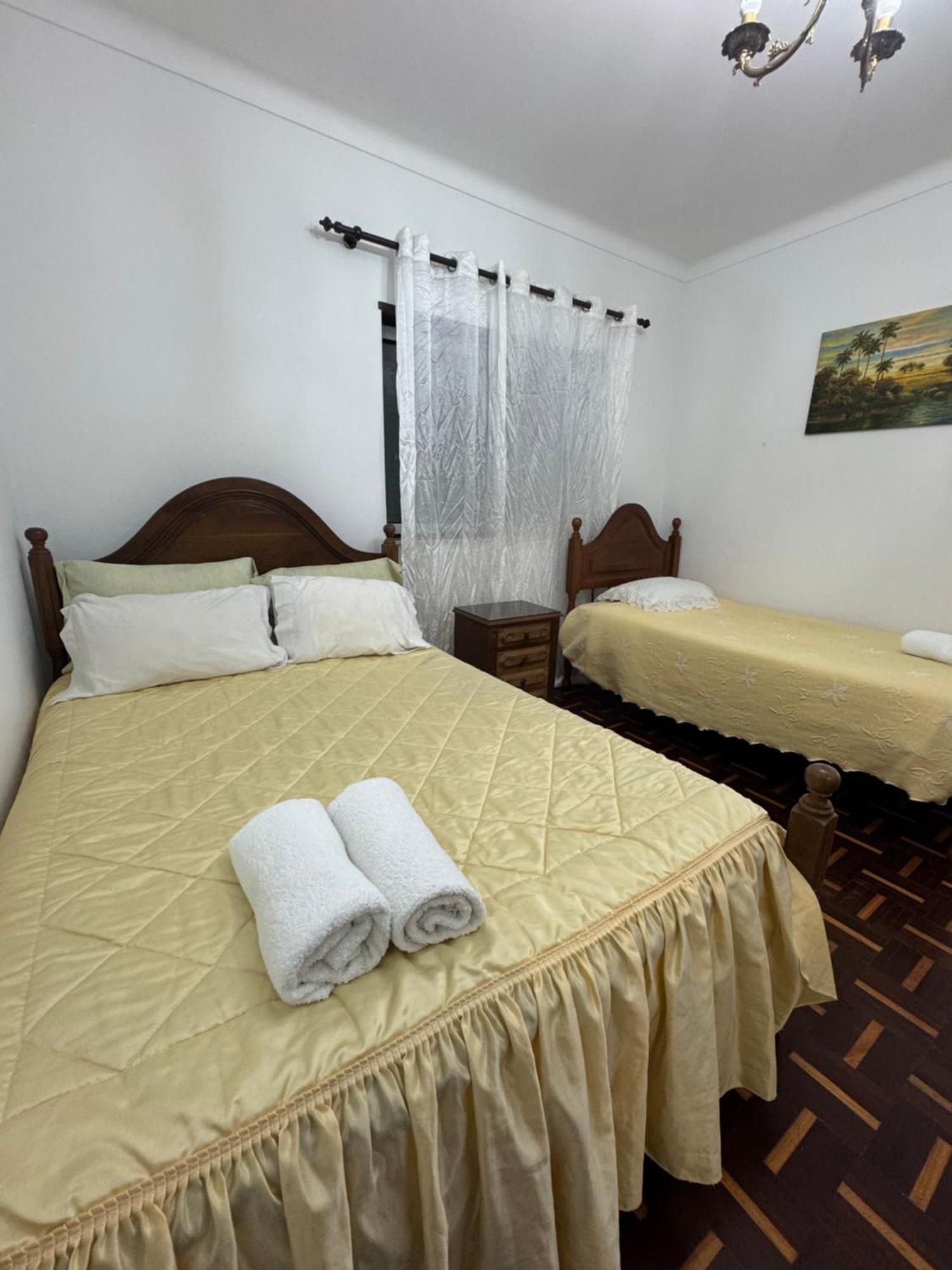 Albergue House Mariona Caminha Exterior foto