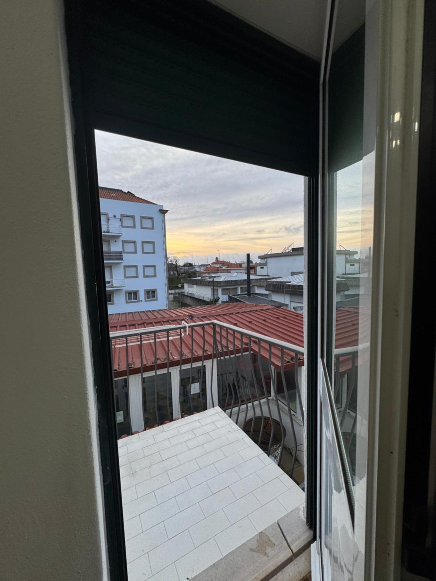 Albergue House Mariona Caminha Exterior foto