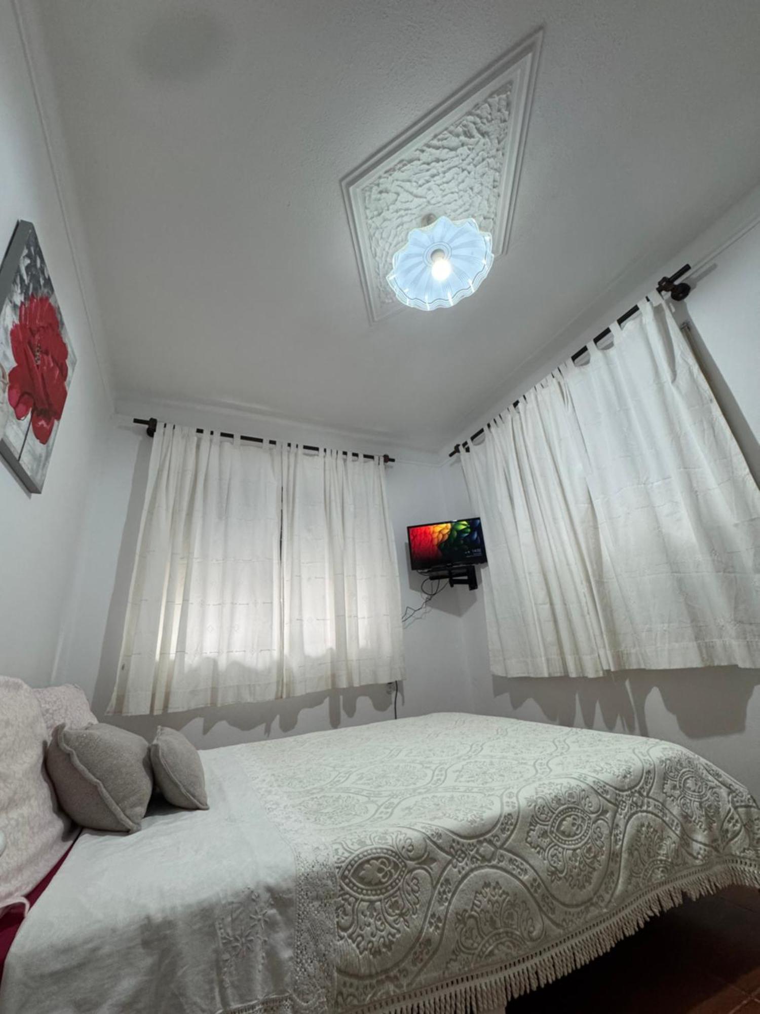 Albergue House Mariona Caminha Exterior foto
